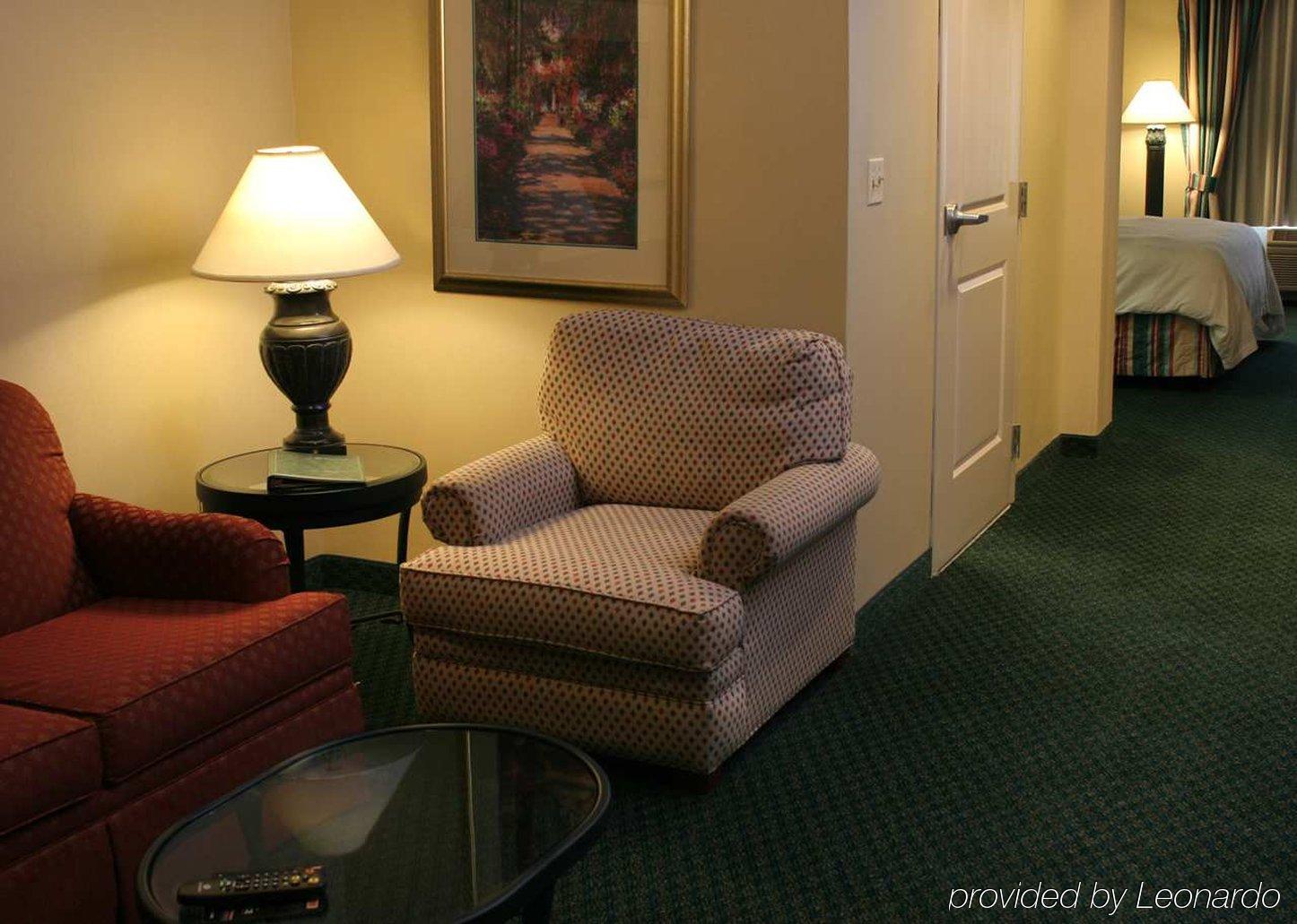 Hilton Garden Inn Chesterton Room photo